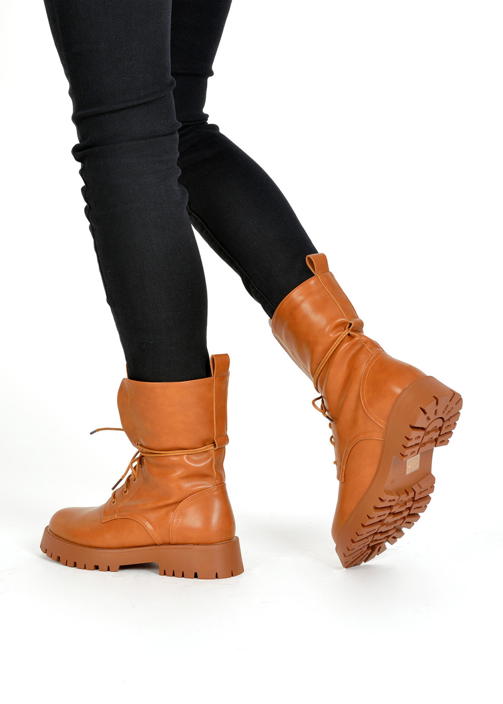 Brown tan lace up army boots 2