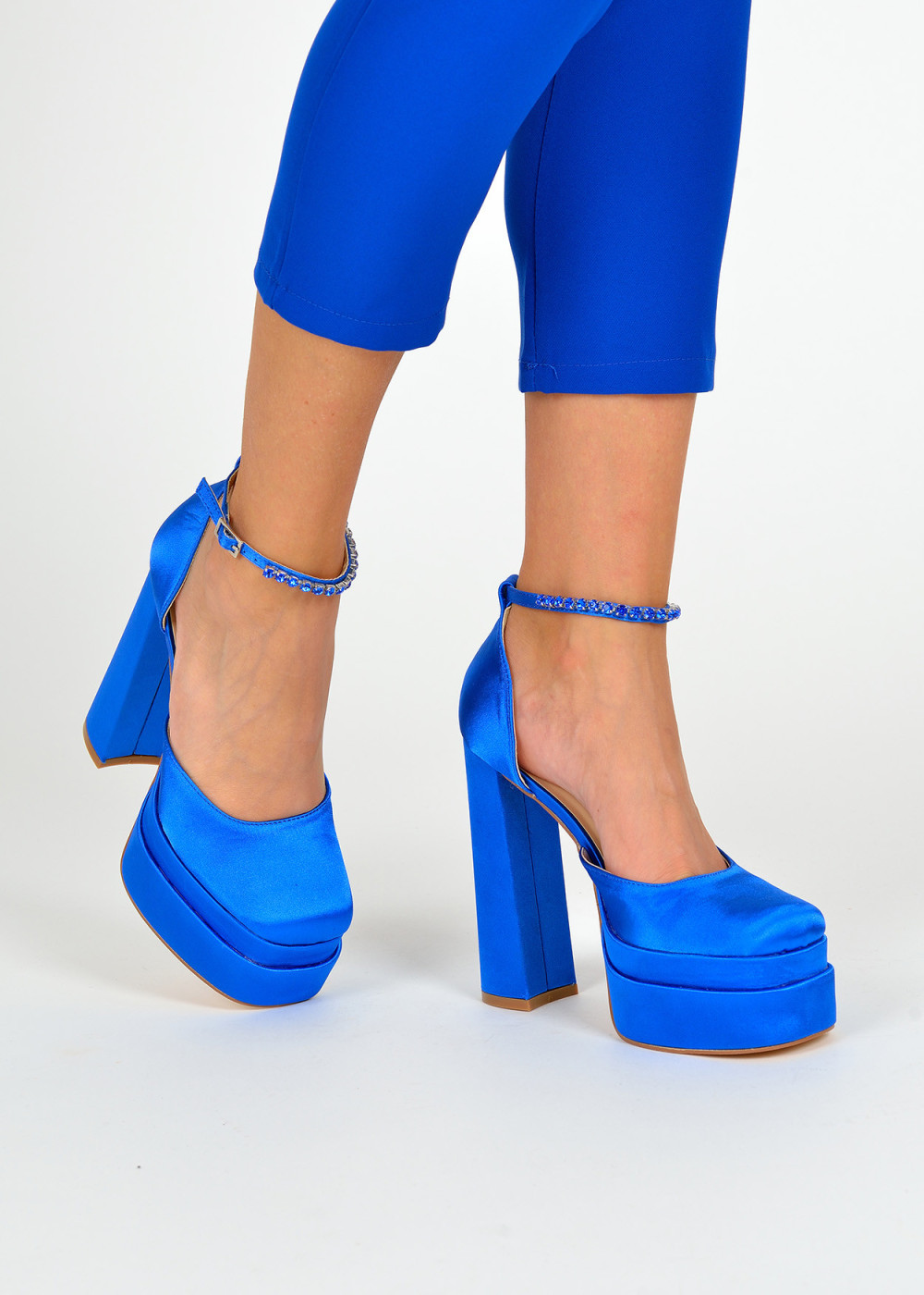 Blue platform heeled shoes 1