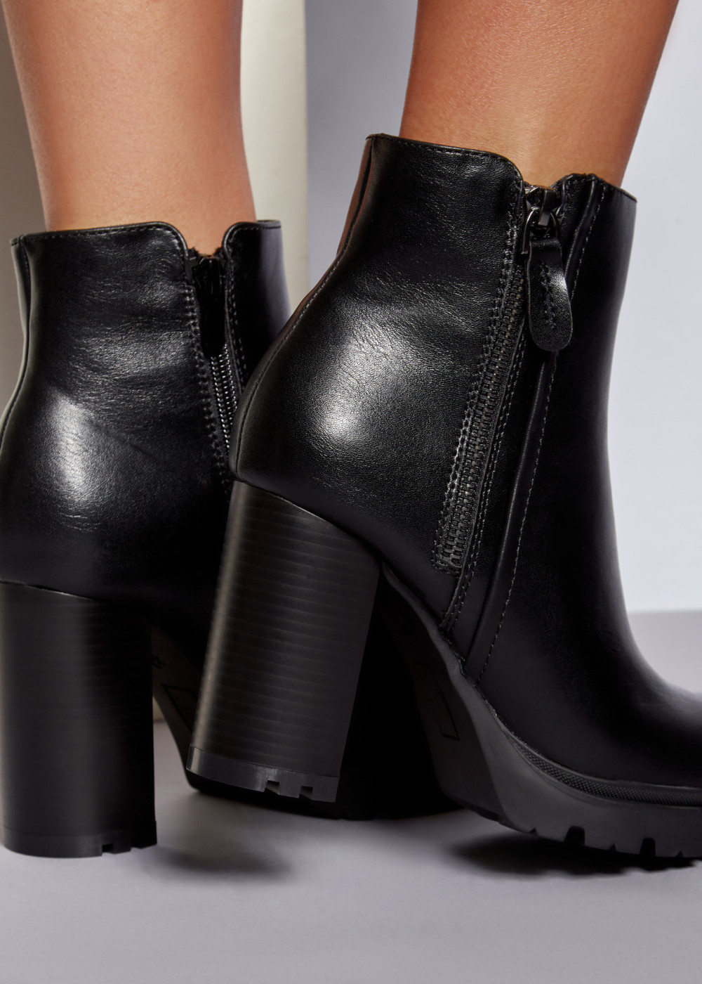 Black zip detail heeled ankle boots 2