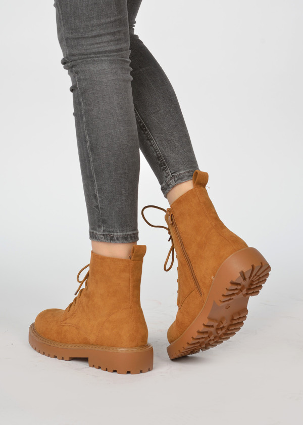 Brown tan lace up ankle boots 2