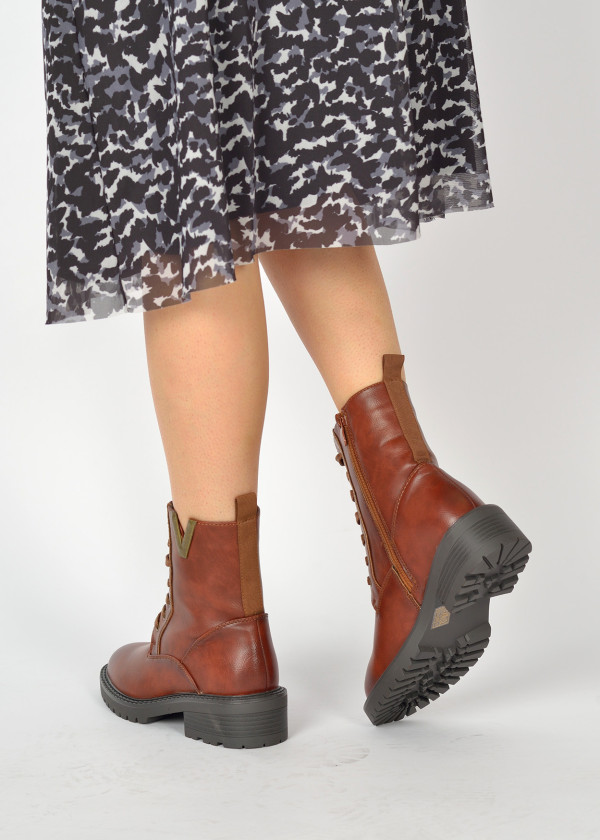 Brown tan lace up ankle boots 2