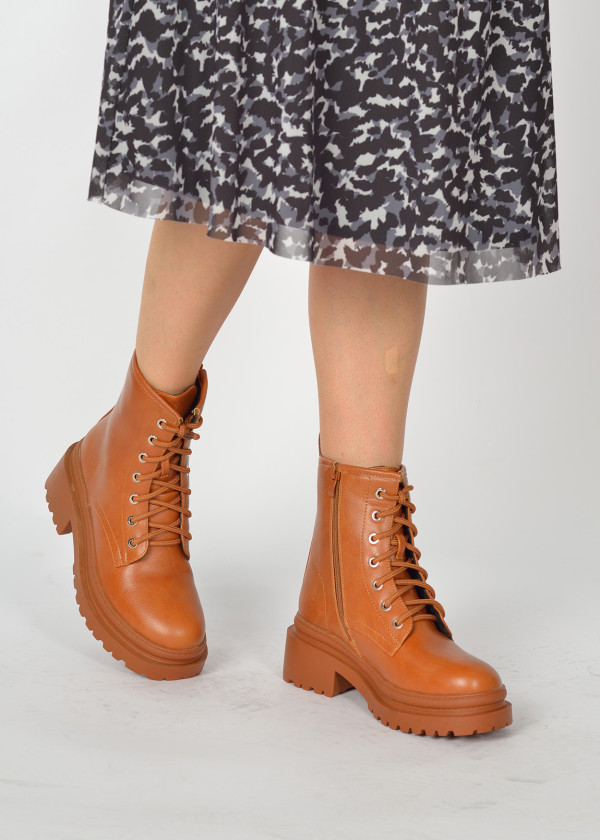 Tan lace up chunky boots 1
