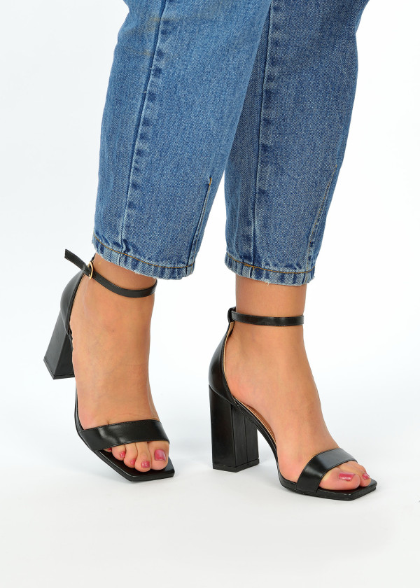 Black block heeled sandals 1