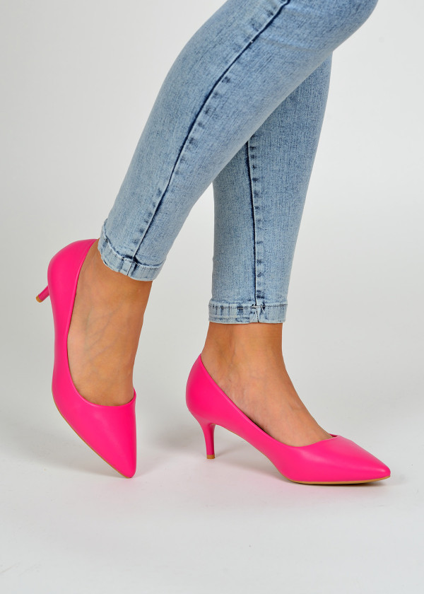 Fuchsia court shoes 1