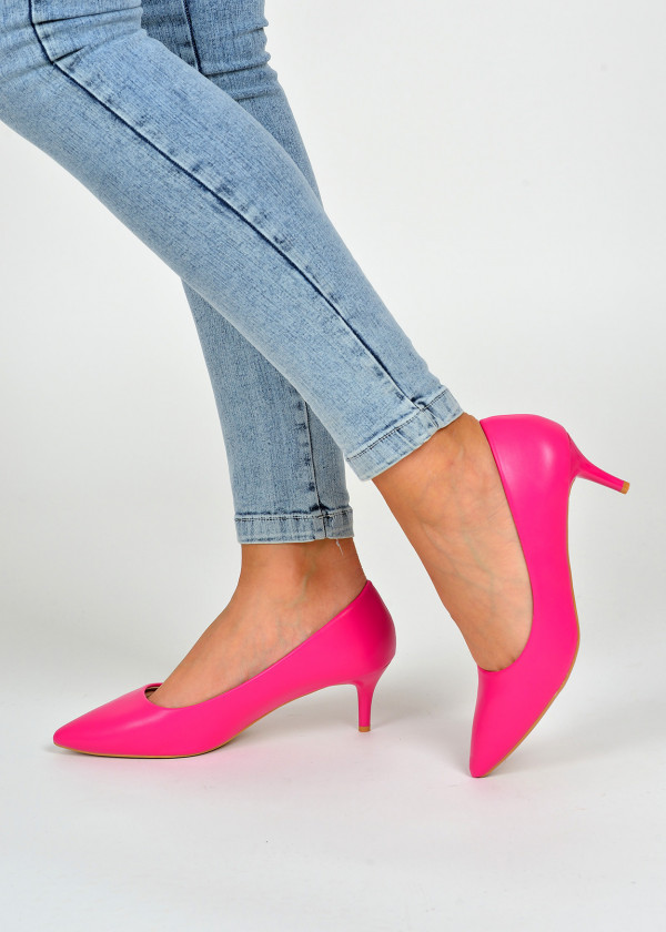 Fuchsia court shoes 3