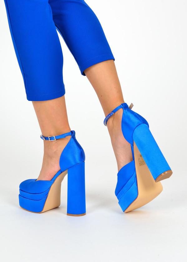 Blue platform heeled shoes 2