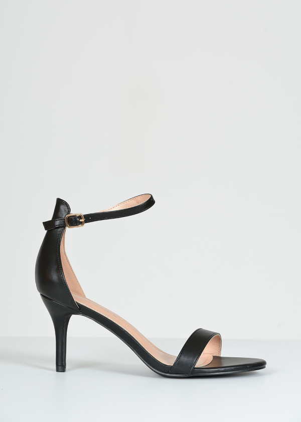 Black heeled sandals 3