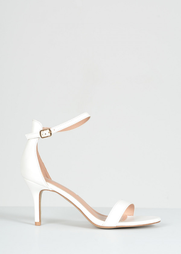 White heeled sandals 3