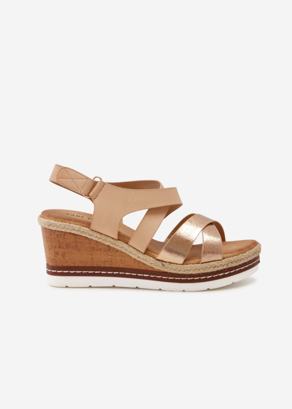Pink cross strap wedged sandals 3