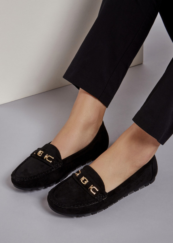 Black gold chain detailed loafers 4