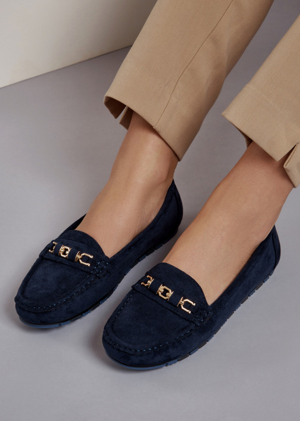 Navy gold chain detailed loafers