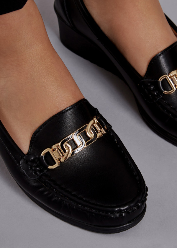 Black gold chain wedged loafers 2