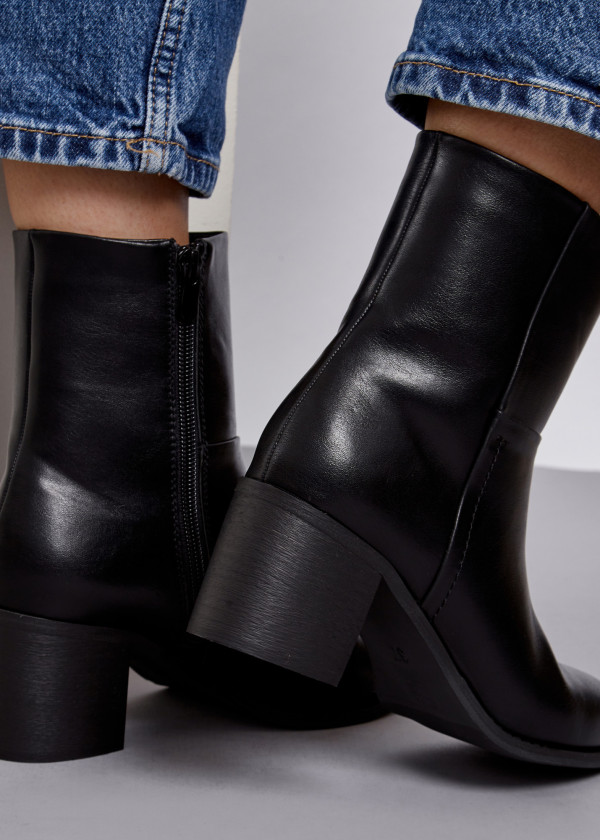 Black heeled ankle boots 1