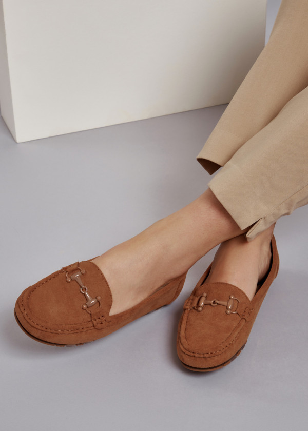 Tan snaffle detailed loafers 2