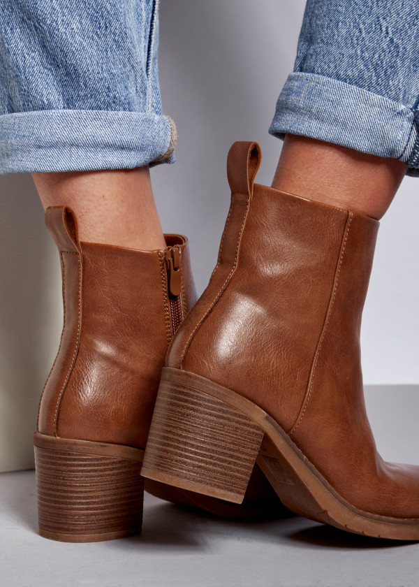 Brown tan heeled ankle boots 2