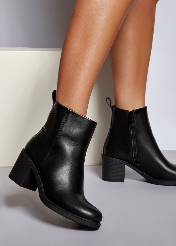 Black heeled ankle boots 3