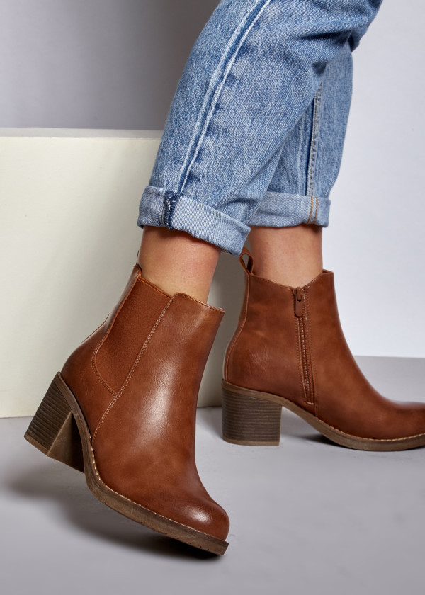 Brown tan heeled chelsea ankle boots