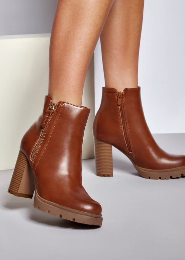 Brown Tan zip detail heeled ankle boots 3