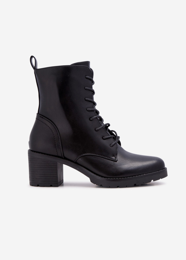 Black lace up heeled ankle boots 3