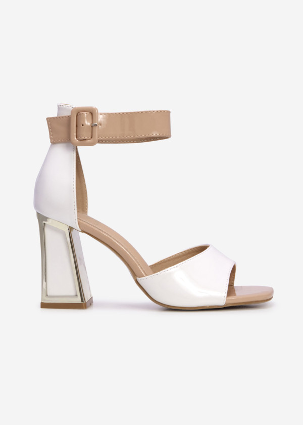 White-nude block heeled sandals 3