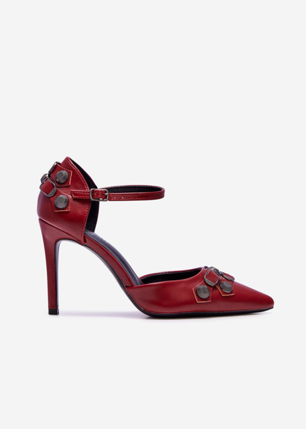 Red hardware embellished court shoe 3