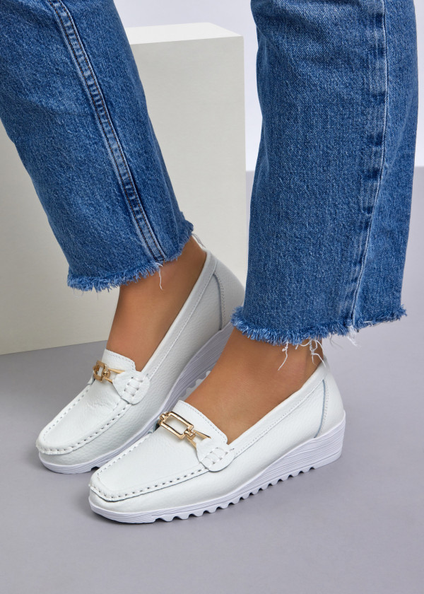 White gold detail low wedge loafer