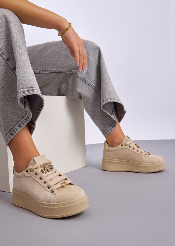 Beige bee-charm suede flatform sneakers 1