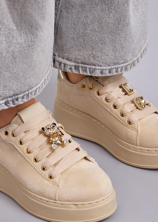 Beige teddy-charm suede flatform sneaker 1