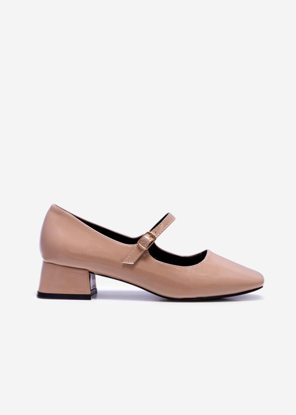 Beige block-heeled patent Mary-Janes 3