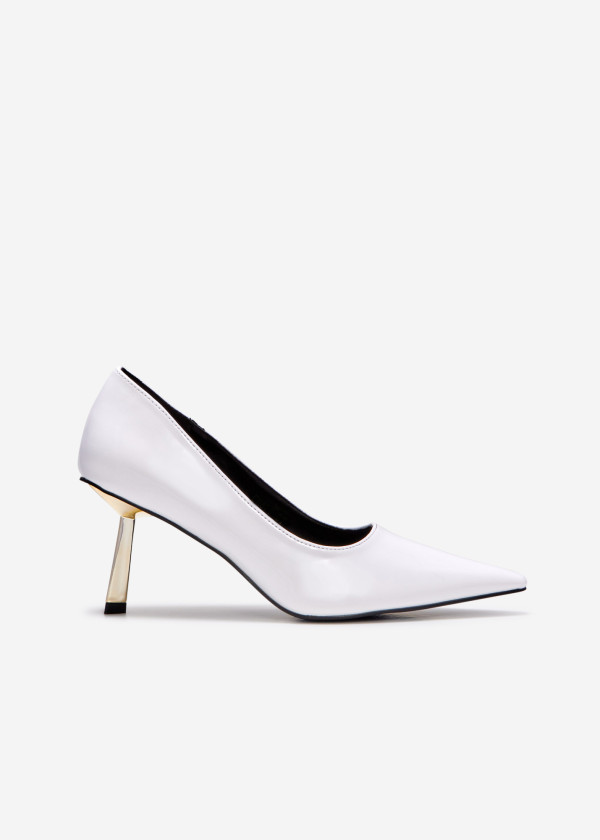 White patent chrome heel court shoe 3