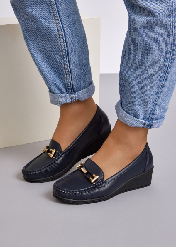 Navy gold hardware belt wedged loafer 4