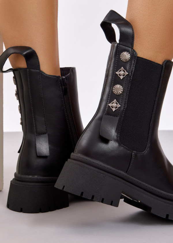 Black stud feature chunky chelsea boots 2