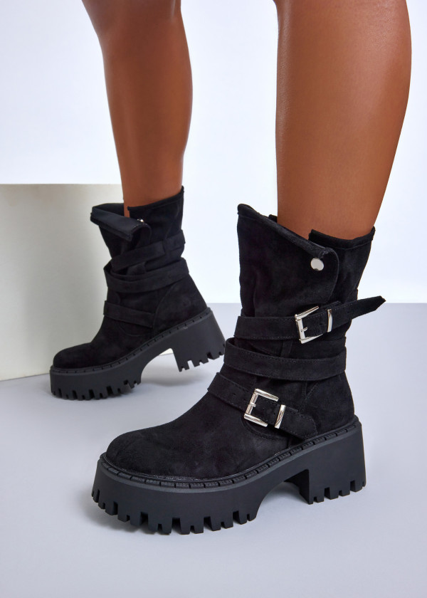 Black chunky combat boot with double buckle straps 4