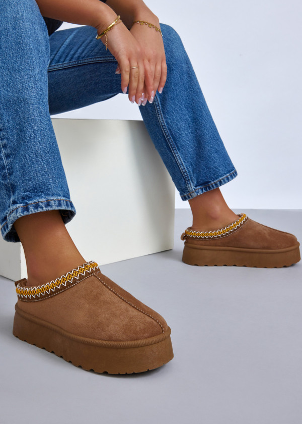 Tan cosy slip-on flatform mules 4