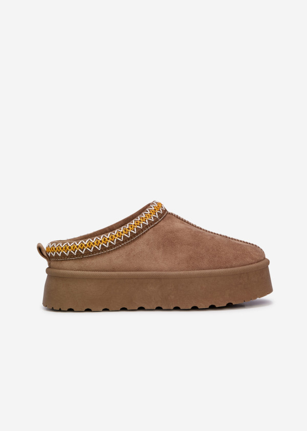 Tan cosy slip-on flatform mules 3