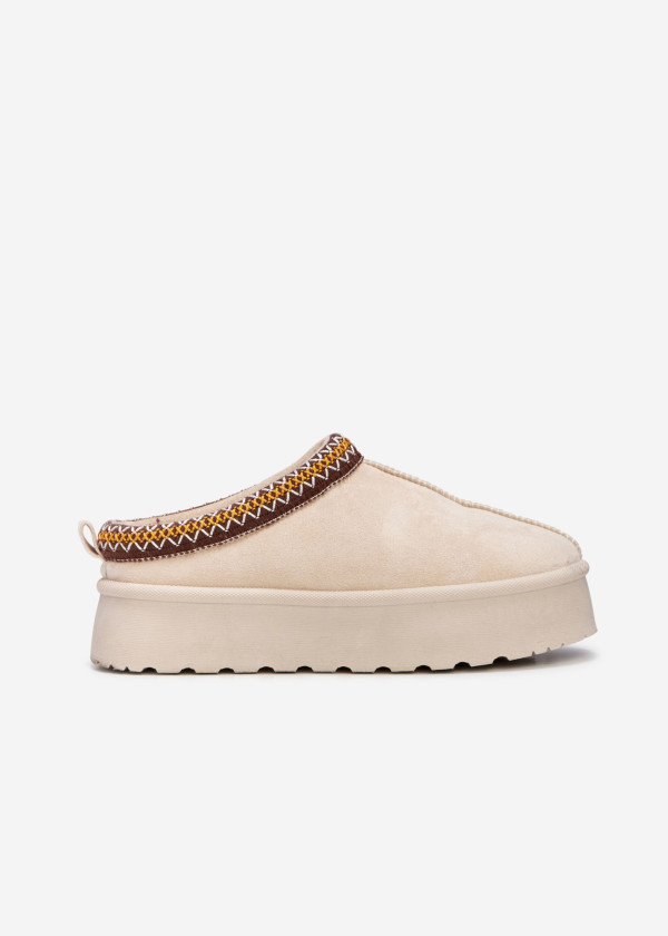 Beige cosy slip-on flatform mules 3