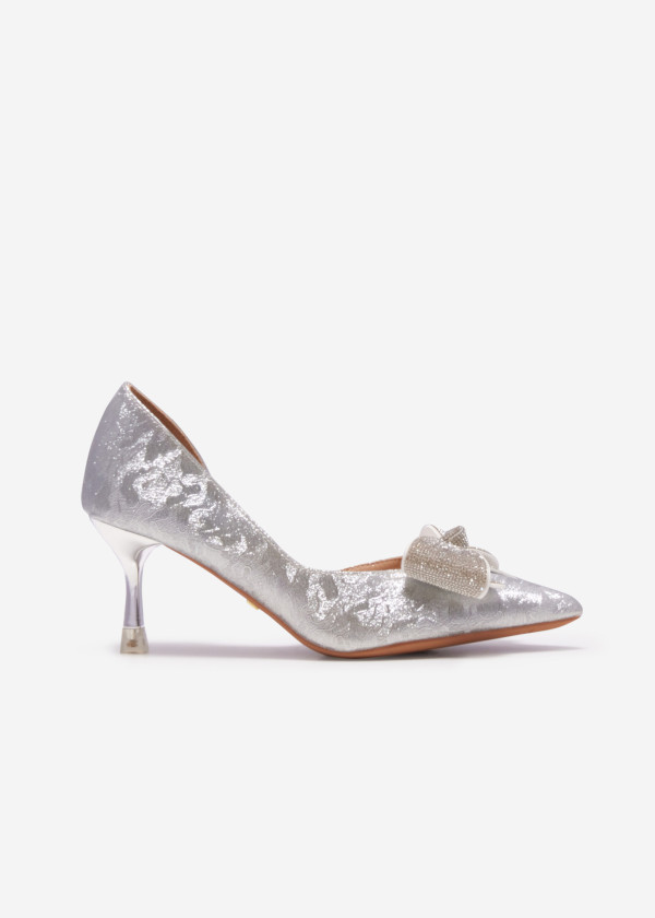 Silver Bow-Accent Kitten Heel Pumps 3