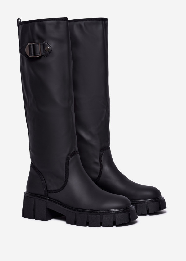 Edgy Black Knee-High Lug-Sole Boots