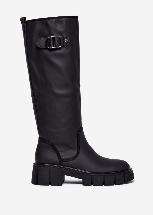 Edgy Black Knee-High Lug-Sole Boots 3