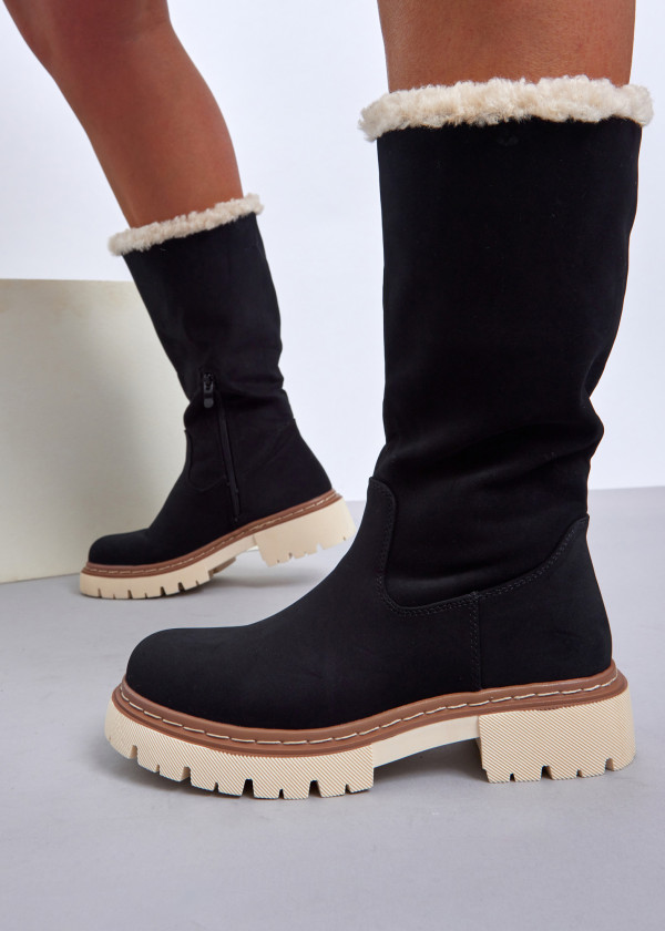 Black Boots with Contrast Sole and Shearling Trim