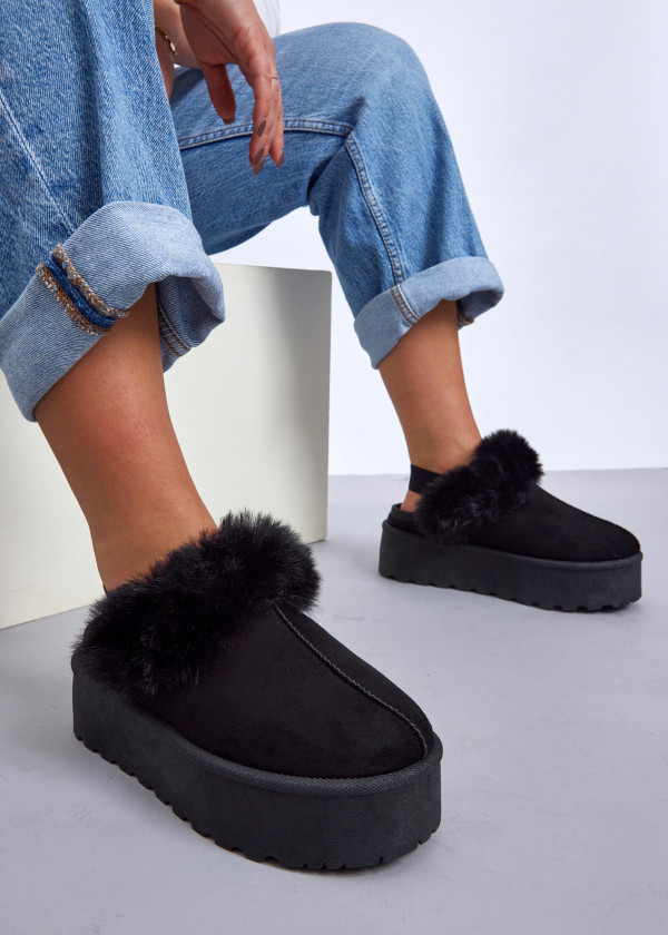 Black Platform Shoes with Faux Fur Trim