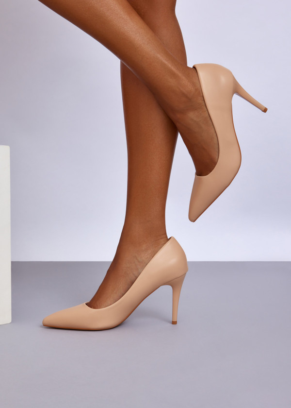 Nude Classic Pointed Toe Court Heels 1